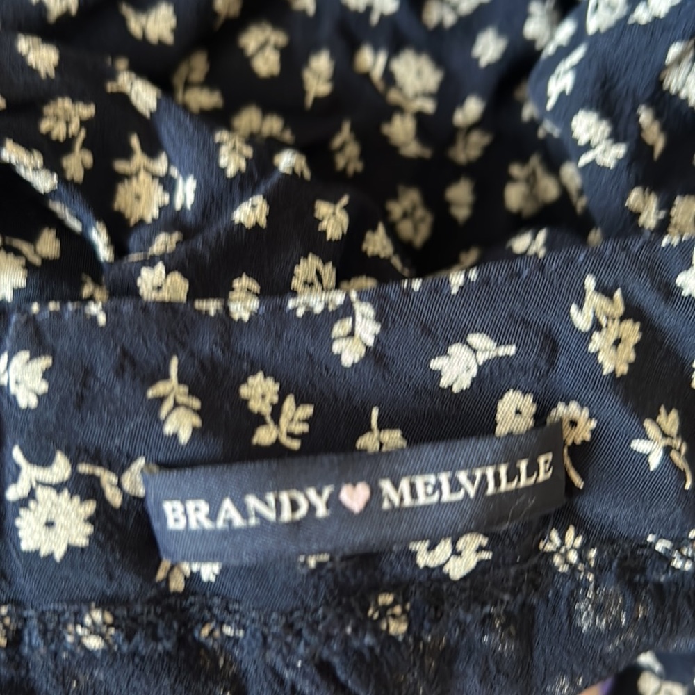Brandy Melville Floral Wrap Skirt - Picture 6 of 7
